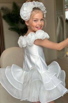 Kız Çocuk Madonna Yaka Beli Kabarık Fırfırlı Beyaz Abiye