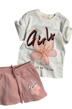 Kız Çocuk Üzeri Girl Yazı ve Lale Detaylı T-Shirt Pudra Şortlu Takım