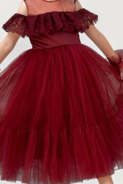 Kız Çocuk Yakası Transparan Omzu Açık Göğsü ve Kolları Güpür İşlemeli Bordo Abiye