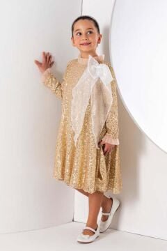 Kız Çocuk Yakası Tüllü Boydan Pulpayet İşlemeli Omuzu Fiyonk Detaylı Gold Elbise