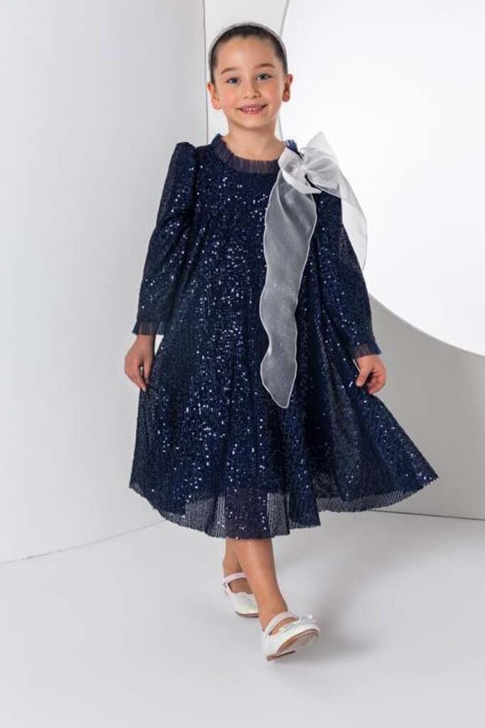 Kız Çocuk Yakası Tüllü Boydan Pulpayet İşlemeli Omuzu Fiyonk Detaylı Lacivert Elbise