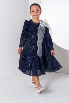 Kız Çocuk Yakası Tüllü Boydan Pulpayet İşlemeli Omuzu Fiyonk Detaylı Lacivert Elbise