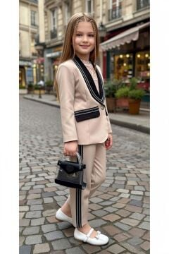 Kız Çocuk Yakası Taştan Şerit İşlemeli Ceket ve Yakası Dantel İşlemeli Bluz Bej Alt Üst Takım