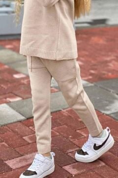 Kız Çocuk Yakası Çıkarılabilir Kürklü Kazak Çift Cepli Triko Ekru Alt Üst Takım