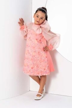 Kız Çocuk Üzeri Çiçek Pulpayet İşlemeli Omuzda Fiyonk Detaylı Şeffaf Tül Balon Kollu Somon Elbise