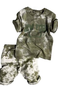 Erkek Çocuk New York Yazı Baskı ve Batık Desenli Penye T-Shirt Yeşil Şortlu Takım