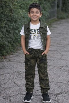 Erkek Çocuk Kolsuz Jean Ceket Never Yazı Detaylı T-Shirt Karo Cepli Kamuflaj Desenli Alt Üst Takım