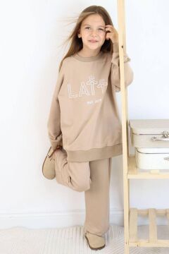 Kız Çocuk Latte Yazı Baskılı Owersize Kazak Geniş Paça Bej Eşofman Takım