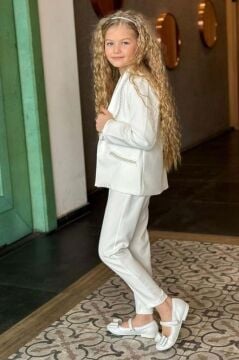 Kız Çocuk Yaka Kenarları İnci Taş İşlemeli Blazer Ceket Kolsuz Penye Crop Beyaz Alt Üst Takım