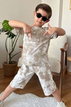 Erkek Çocuk New York Yazı Baskı ve Batık Desenli Penye T-Shirt Kahverengi Şortlu Takım