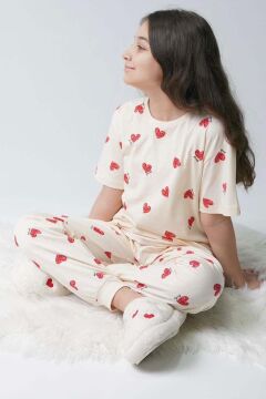 Kız Çocuk Küçük Sevimli Kalp Baskılı T-Shirt Krem Pijama Takımı 8-14 Yaş