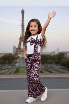 Kız Çocuk Bisiklet Yaka Fiyonk Detaylı T-Shirt Üzeri Boydan Leopar Detaylı Bol Kesim Alt Üst Takım