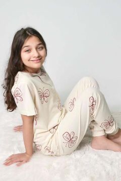 Kız Çocuk Kelebek Desenli T-Shirt Krem Pijama Takımı 8-14 Yaş