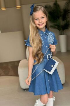 Kız Çocuk Gömlek Yaka Taş Düğmeli Üzeri İnci Yıldız İşlemeli Mavi Kot Elbise