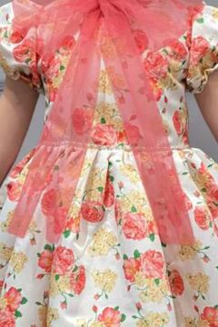 Kız Çocuk Çiçek Baskılı Yakası Transparan Fiyonk Detaylı Beyaz Elbise