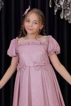 Kız Çocuk Kare Yaka Şeffaf Tüllü Omuzları Fırfırlı Beli Fiyonk Detaylı Üzeri Simli Pembe Abiye