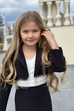 Kız Çocuk Blazer Ceketi ve Etek Ucu Saçaklı Croplu Siyah Etekli Takım