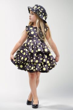 Kız Çocuk Kolları ve Eteği Kat Kat Fırfırlı Üzeri Sarı Benekli Elbise