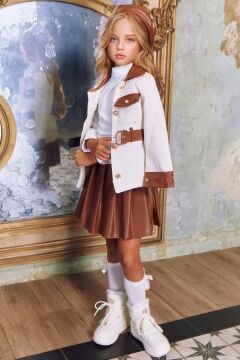 Kız Çocuk Boğazlı Yaka Saten Bluz Deri Detaylı Kemerli Ceket Pliseli Deri Taba Etekli Takım