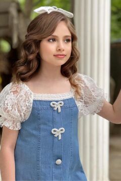 Kız Çocuk Yakası ve Kolları Dantel İşlemeli Balon Kollu Mavi Kot Elbise