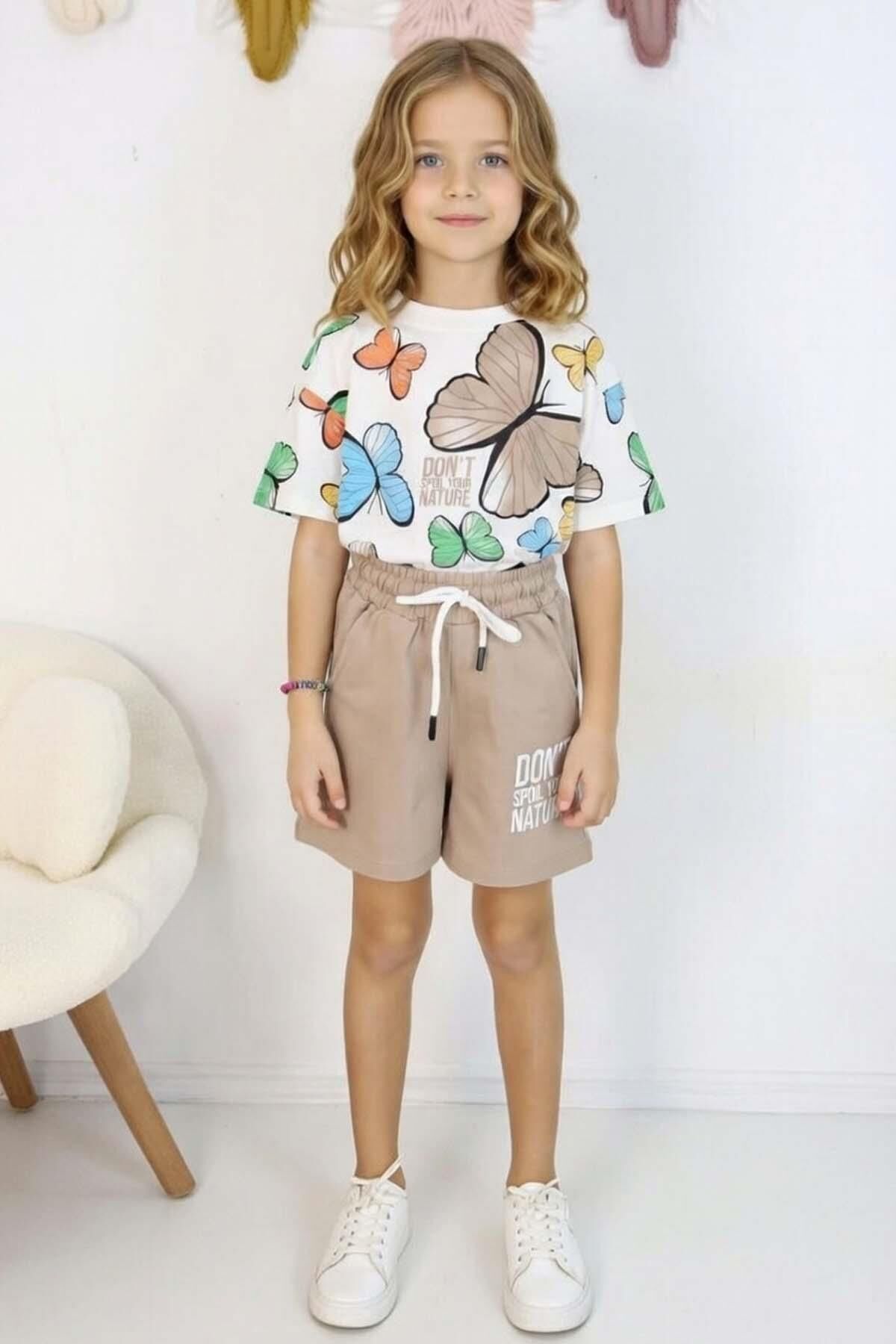 Kız Çocuk Üzeri Renkli Kelebek Baskılı Penye T-Shirt Yazı Baskılı Bej Şortlu Takım