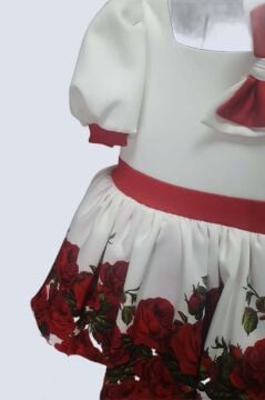 Kız Çocuk Kolları ve Beli Şerit Detaylı Karpuz Kollu Eteği Tüllü ve Gül Desenli Beyaz Elbise