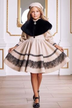 Kız Çocuk Peluş Şal  Detaylı ve Dantel Şerit İşlemeli Şapkalı Süet Krem Abiye