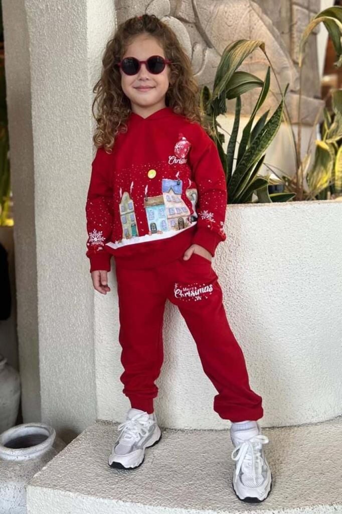 Kız Erkek Çocuk Kar Tanesi ve Bina Digital Baskılı Yazı Detaylı Christmas Kırmızı Eşofman Takım