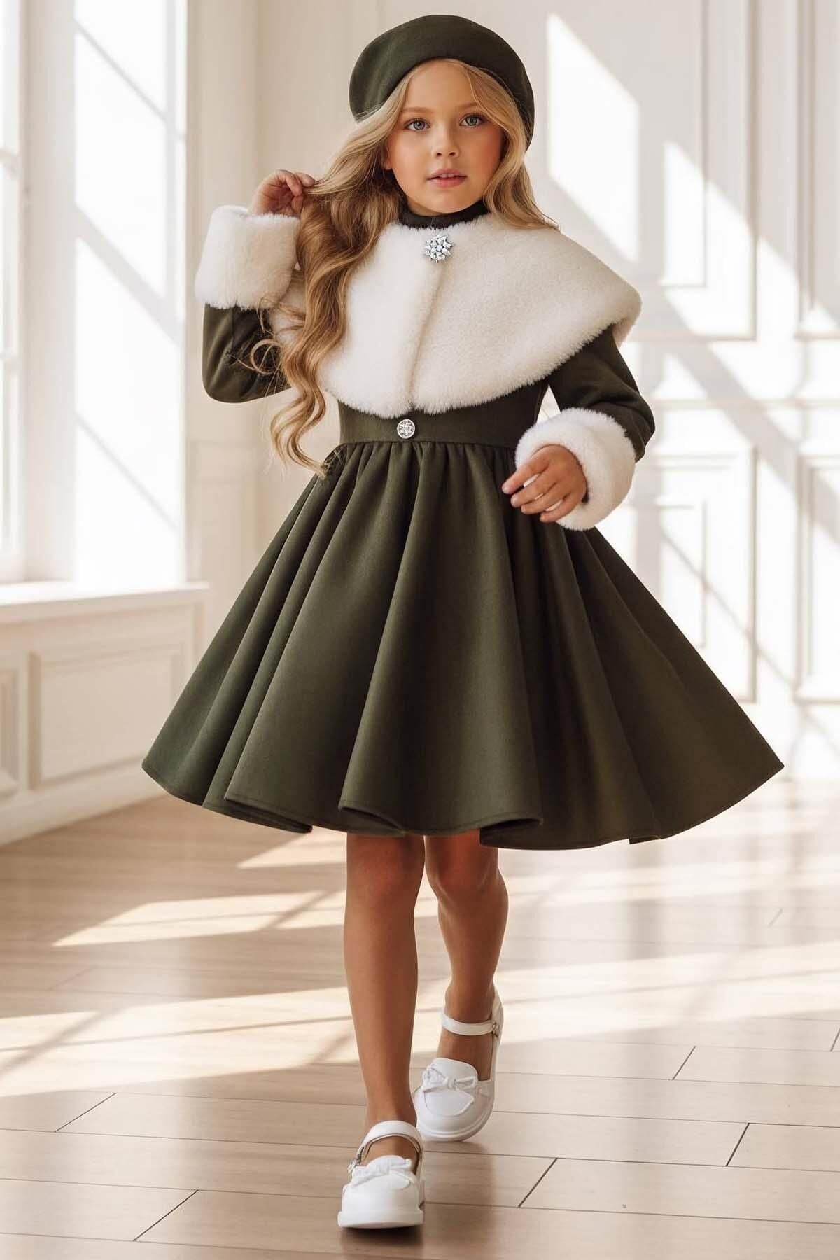 Kız Çocuk Peluş Şal ve Bileklik Detaylı Şapkalı Süet Haki Abiye