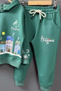 Kız Erkek Çocuk Kar Tanesi ve Bina Digital Baskılı Yazı Detaylı Christmas Yeşil Eşofman Takım