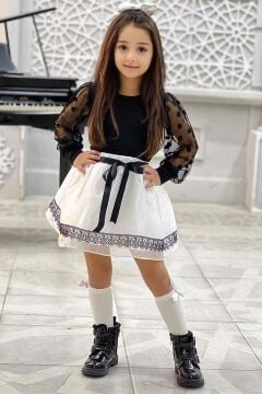 Kız Çocuk Kolları Puantiye ve Şeffaf Tül Detaylı Siyah Kazak Üzeri Güpür Tüllü Saten Etekli Takım