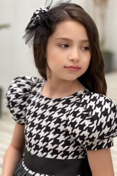 Kız Çocuk Balon Kollu Kazayağı Desenli Deri Etekli Tül Detaylı Siyah Elbise 2-12 Yaş