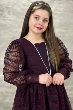 Kız Çocuk Kolları Transparan Yakası İnci Boncuklu Etek Ucu Fırfırlı Mürdüm Abiye