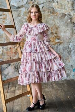 Kız Çocuk Üzeri Gül Desenli Yakası ve Eteği Kat Kat Fırfırlı Pliseli Pembe Elbise