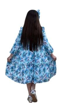 Kız Çocuk Yakası ve Omuzları Fırfır Detaylı Çiçek İşlemeli Pliseli Mavi Elbise