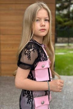 Kız Çocuk Transparan Dantel İşlemeli İçi Astarlı Cep Detaylı Pempe Etekli Takım