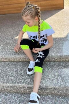 Kız Çocuk Yazı Baskılı Neon Sarı Kapri Şortlu Takım