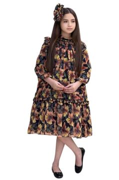 Kız Çocuk Yakası ve Omuzları Fırfır Detaylı Çiçek İşlemeli Pliseli Siyah Elbise