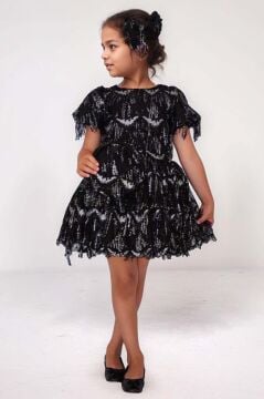Kız Çocuk Üzeri Pulpayet İşlemeli Püsküllü Parlak Siyah Elbise