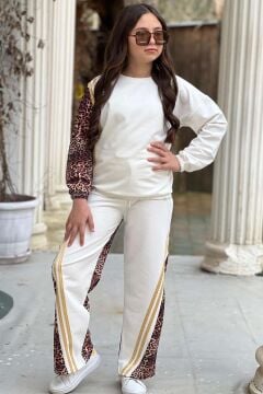 Kız Çocuk Kolları ve Paçaları Leopar Desen, Gold Şerit Detaylı Beyaz Eşofman Takım