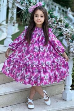 Kız Çocuk Yakası ve Omuzları Fırfır Detaylı Çiçek İşlemeli Pliseli Pembe Elbise