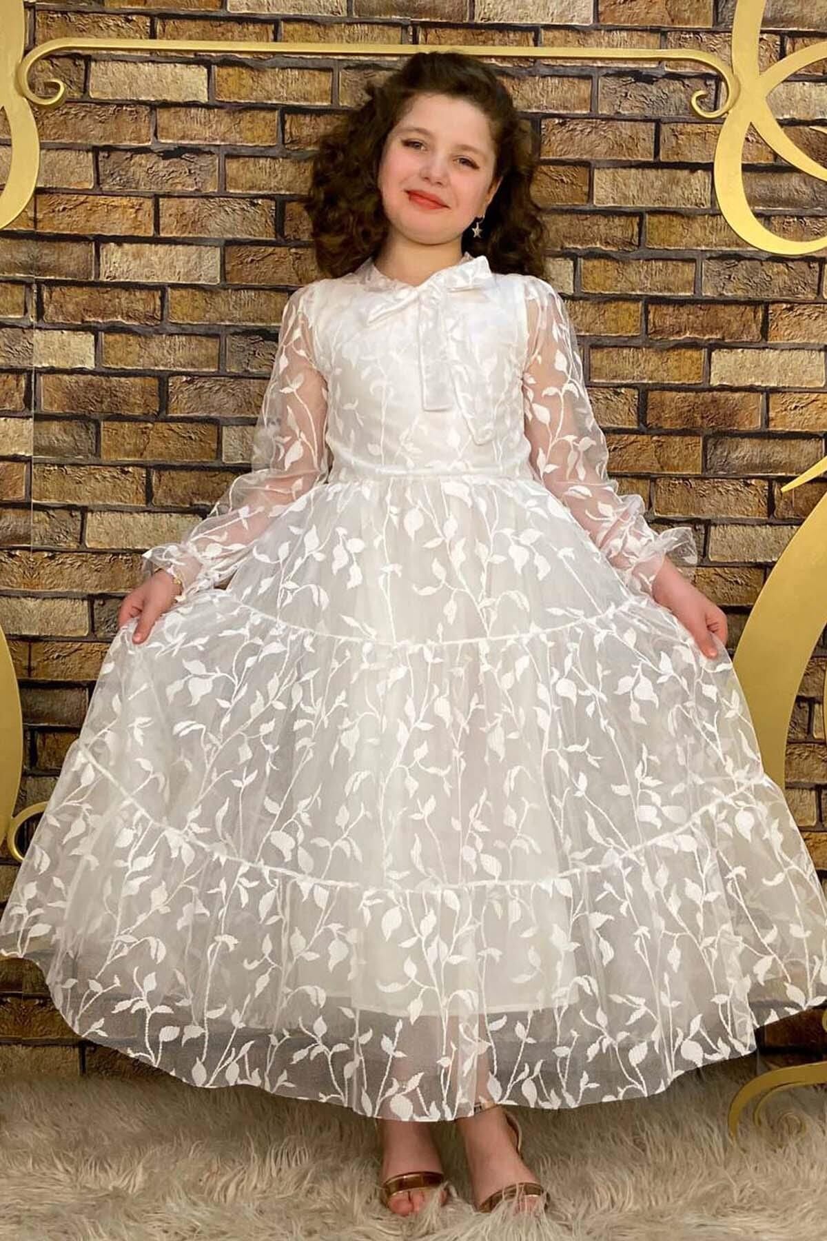Kız Çocuk Kolları ve Yakası Şeffaf Tüllü ve Yaprak Detaylı Beyaz Elbise