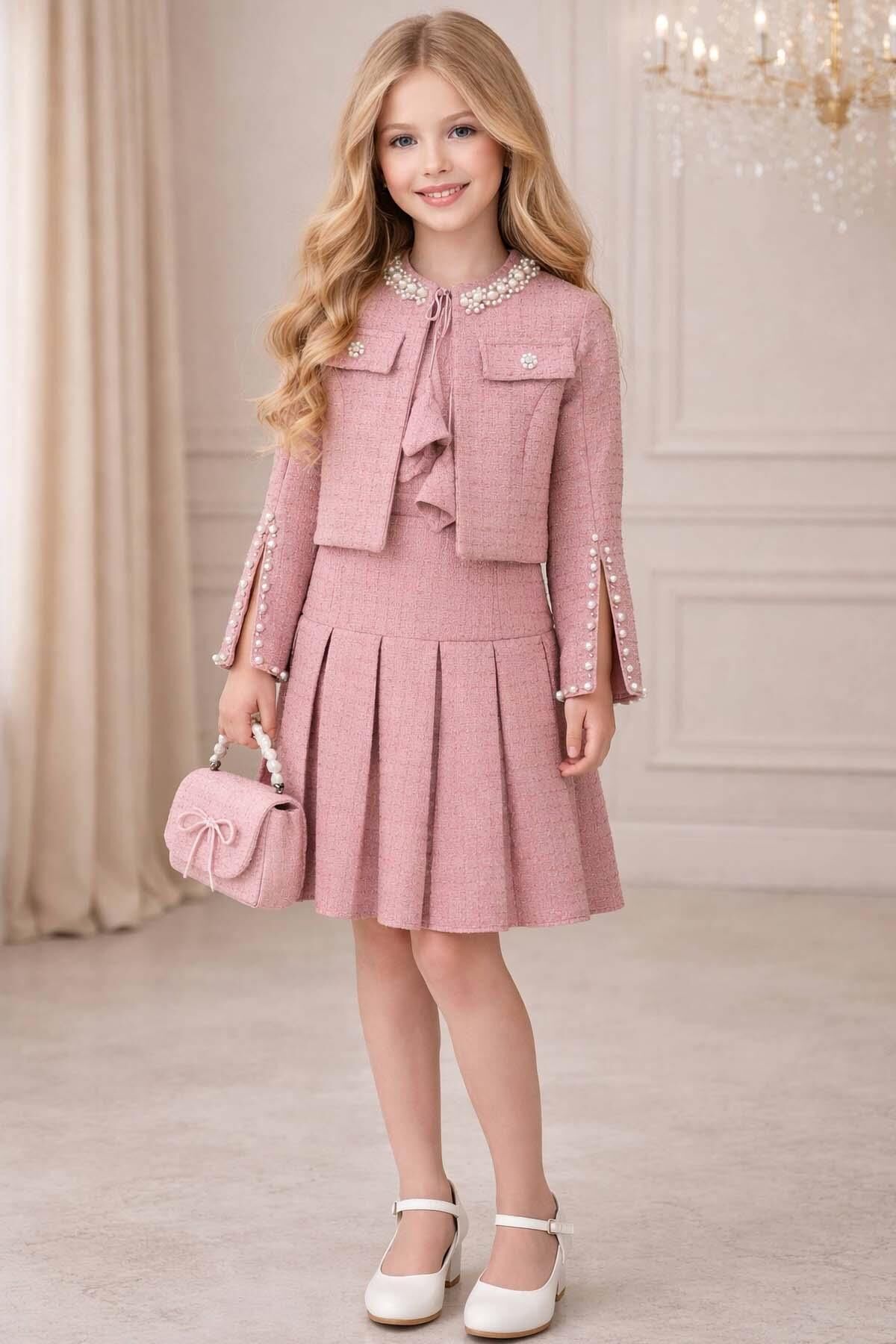 Kız Çocuk Yakası İncili Ve Kolları Yırtmaç Detaylı Ceket Bisiklet Yaka Pliseli Şanel Pembe Elbise