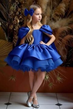 Kız Çocuk Omuzları Fiyonk Detaylı Kayık Yaka İçi astarlı Eteği Kabarık Saks Mavi Abiye