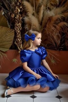 Kız Çocuk Omuzları Fiyonk Detaylı Kayık Yaka İçi astarlı Eteği Kabarık Saks Mavi Abiye