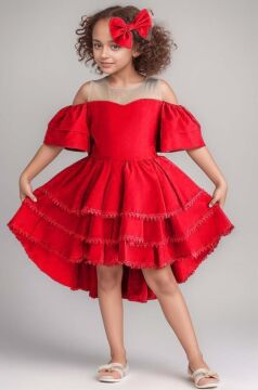 Kız Çocuk Düşük Omuzlu Transparan Yaka Eteği KatKat Dantel İşlemeli Kuyruk Detaylı Kırmızı Elbise