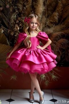 Kız Çocuk Omuzları Fiyonk Detaylı Kayık Yaka İçi astarlı Eteği Kabarık Fuşya Abiye