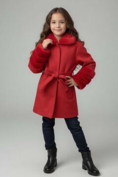 Kız Çocuk Yakası ve Kol Uçları Peluş, Gizli Düğme Detaylı Kırmızı Kaşe Kaban