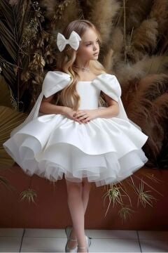 Kız Çocuk Omuzları Fiyonk Detaylı Kayık Yaka İçi astarlı Eteği Kabarık Beyaz Abiye