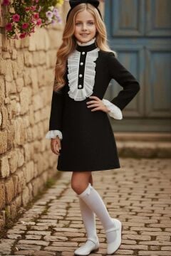 Kız Çocuk Fırfır ve Palyaço Yaka Göğsü Düğme ve Dantel İşleme Detaylı Şanel Siyah Elbise
